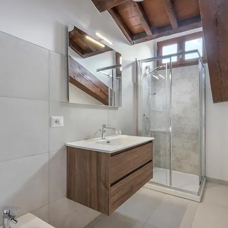 Palazzo Borghese With Panoramic Terrace דירה *