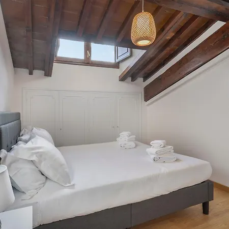 דירה Palazzo Borghese With Panoramic Terrace