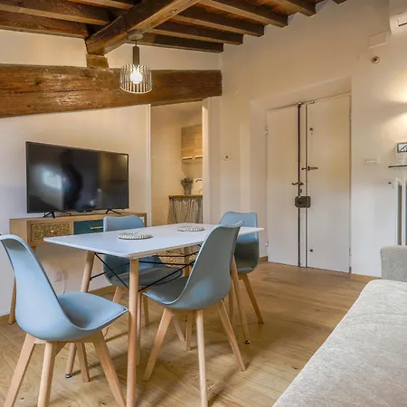 Palazzo Borghese With Panoramic Terrace דירה